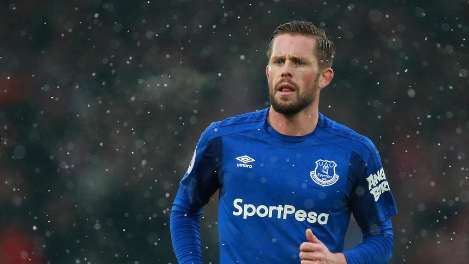 世体,伊尼戈·马丁内斯训练场挥别巴萨队友,生涯新篇章即将开启